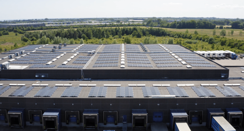 Kuehne+Nagel solceller på taget Solceller på taget til Kuehne+Nagel